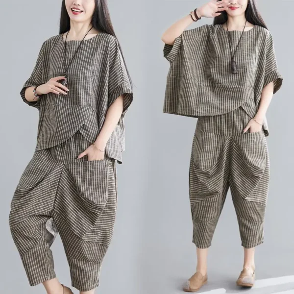 three-quarter length striped pants with elastic waist