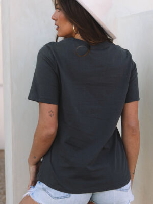 Women’s Short Sleeve Graphic Tee for Casual Wear