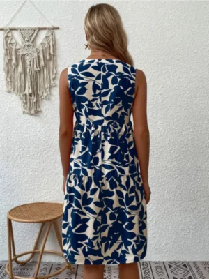 Women’s sleeveless mini dress with print
