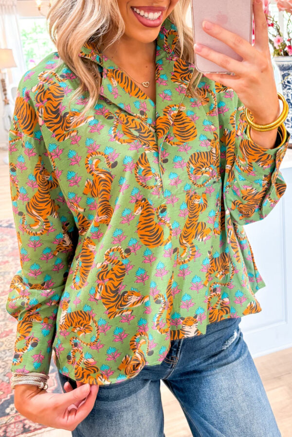 Women’s Long Sleeve Shift Silhouette Shirt
