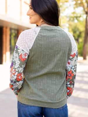 Women’s floral patchwork ribbed long sleeve shirt