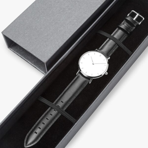 Minimal quartz watch dial