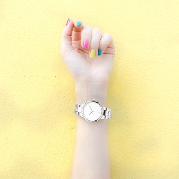 quartz movement detail in steel watch