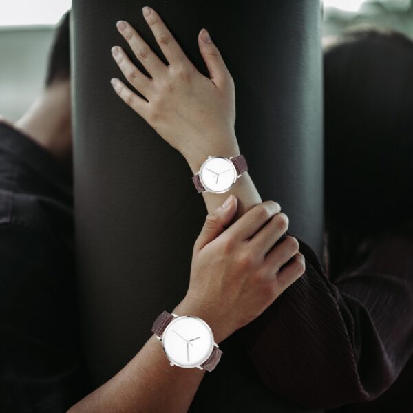 Instafamous Quartz Watch quality materials